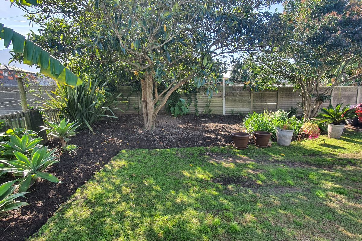 2 Bedroom House For sale - Photo 3