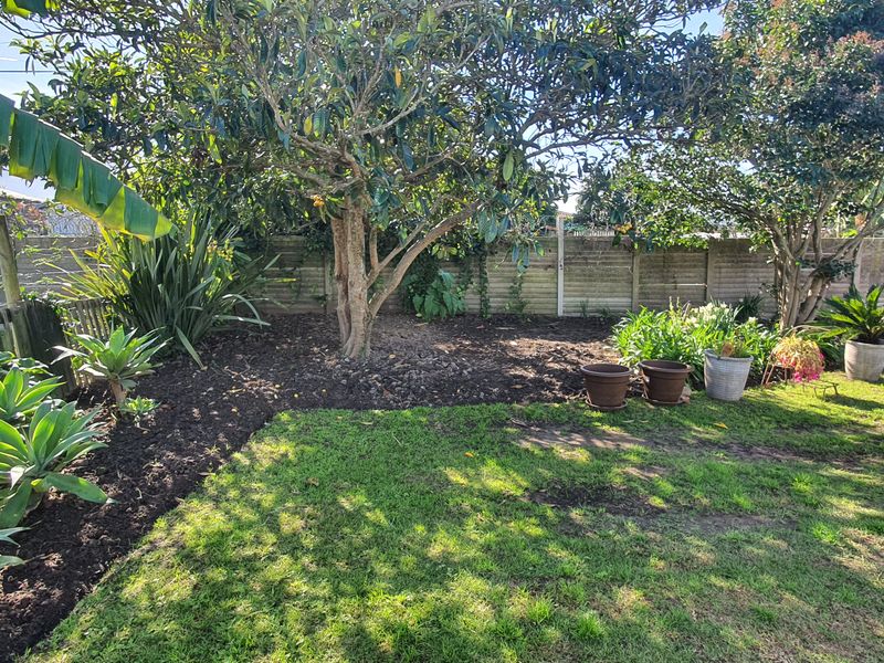 2 Bedroom House For sale - Photo 3