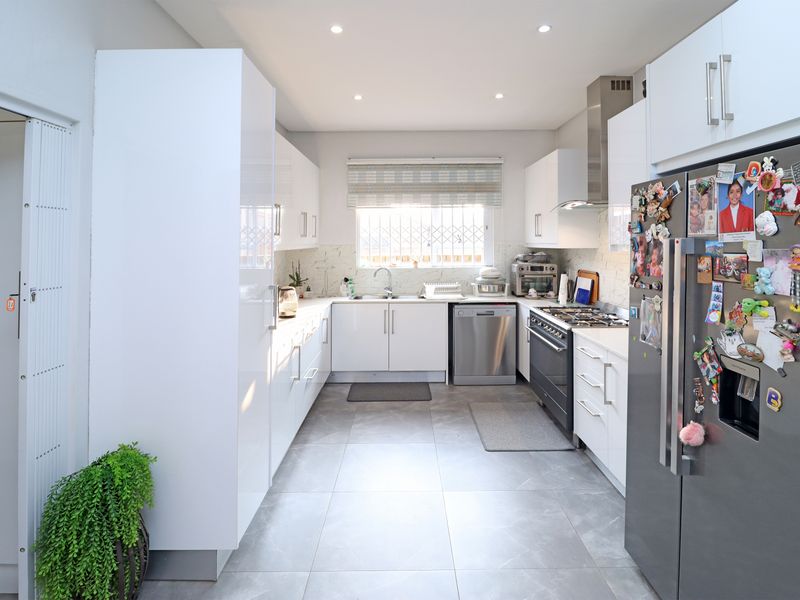 VORNA VALLEY - Photo 5