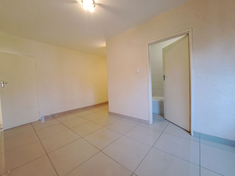 Charming air bnb ready unit 2 minutes from Sandton CBD - Photo 7