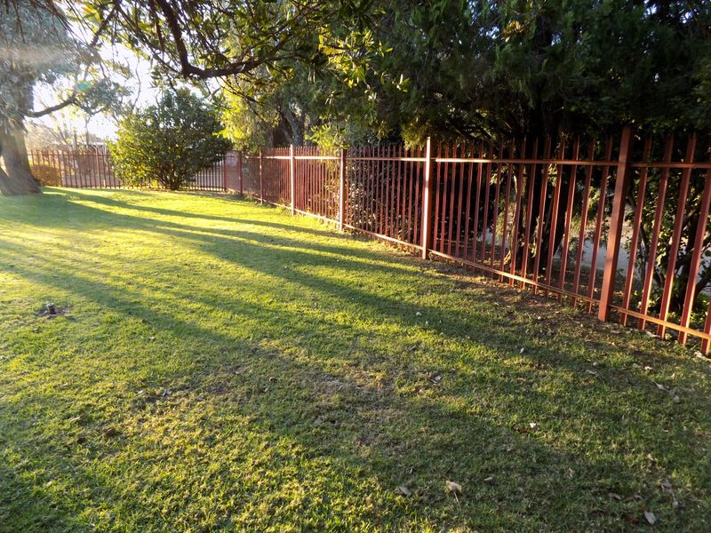 Family home on Large Stand - Photo 8