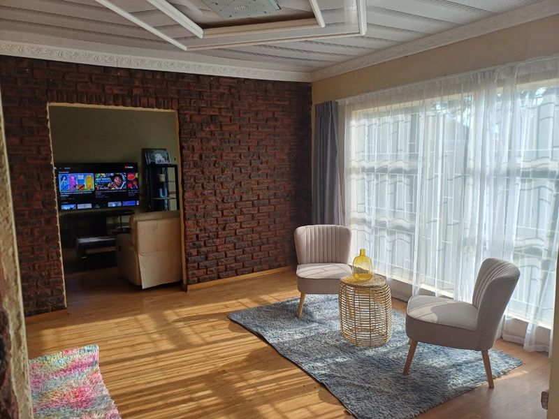 Elegant Family Home For Sale In Evander! - Photo 8