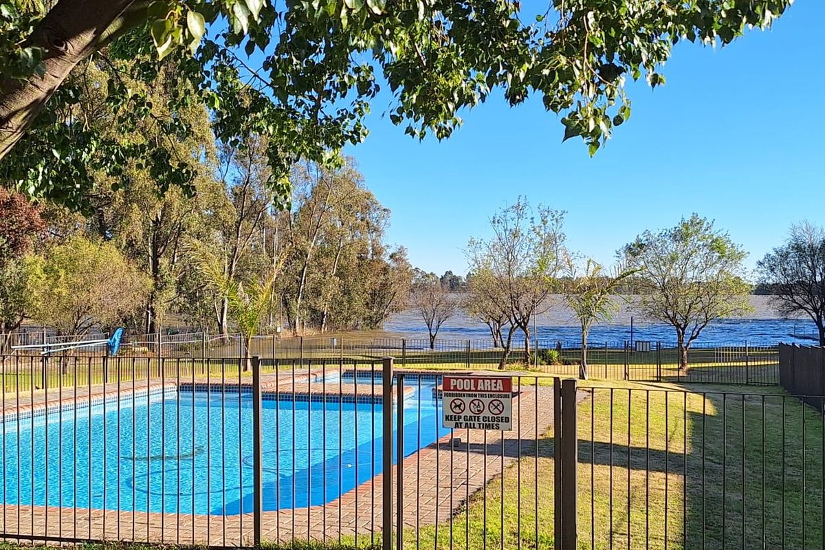 Scale Down or Enjoy Weekends - Photo 3