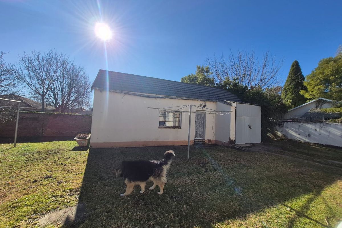 Farm Style - Fixer-Upper Full of Potential! - Photo 4