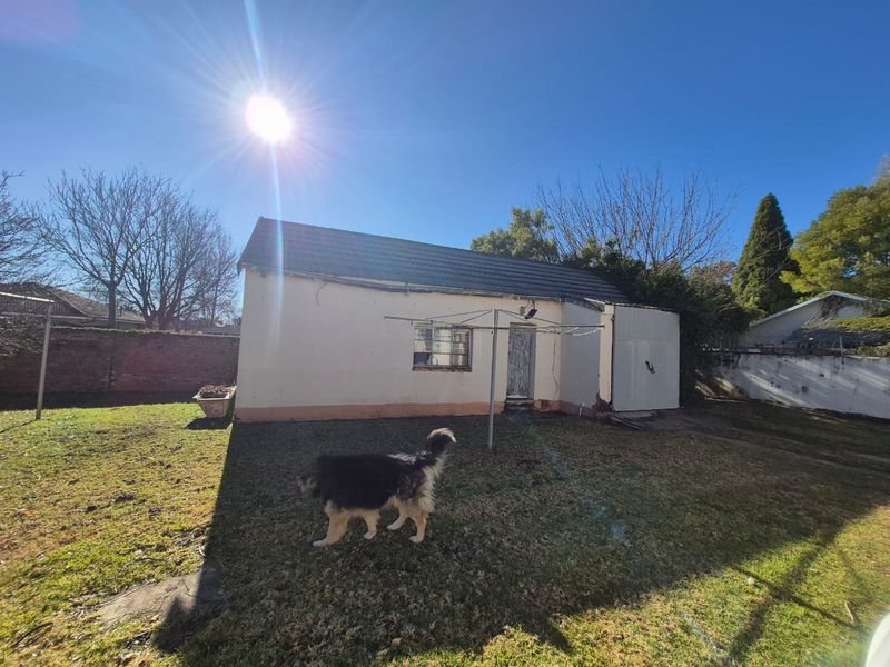 Farm Style - Fixer-Upper Full of Potential! - Photo 4