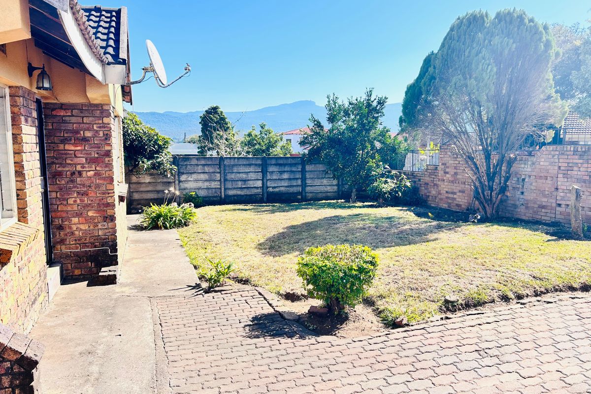 House at Makhado Park for sale Louis Trichardt - Photo 5