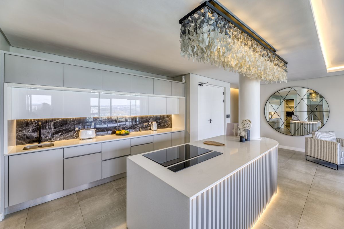 WEST LAGOON VIEW MUNYAKA SIGNATURE APARTMENT UP FOR GRABS!!! - Photo 2