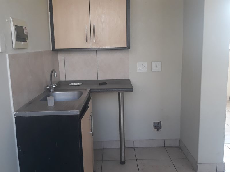 Sectional title Flat For Sale - Photo 5