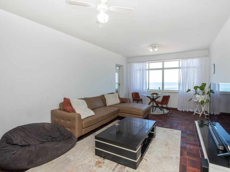 1.5 Bedroom Flat North Beach - Photo 5