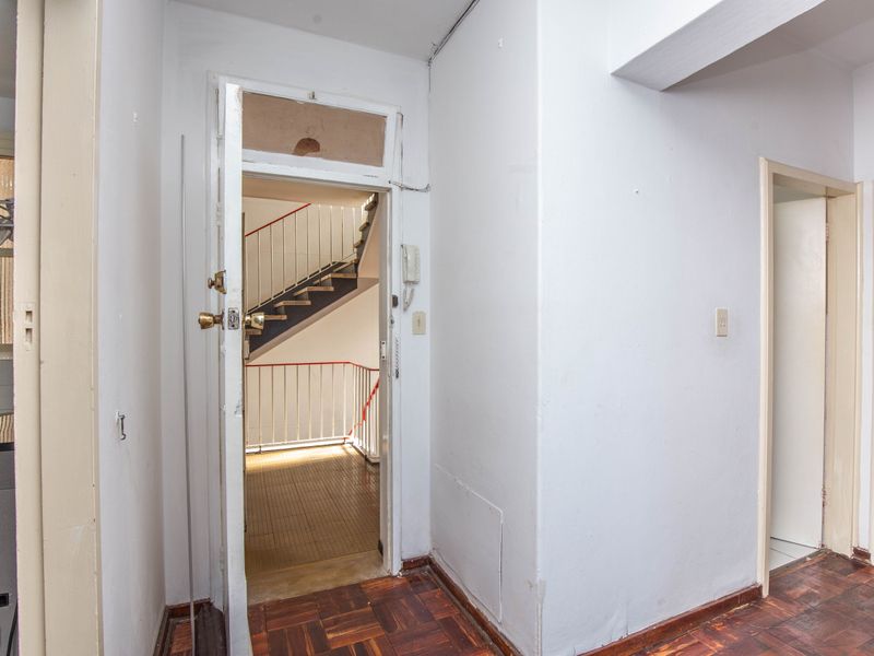 1.5 Bedroom Flat North Beach - Photo 8