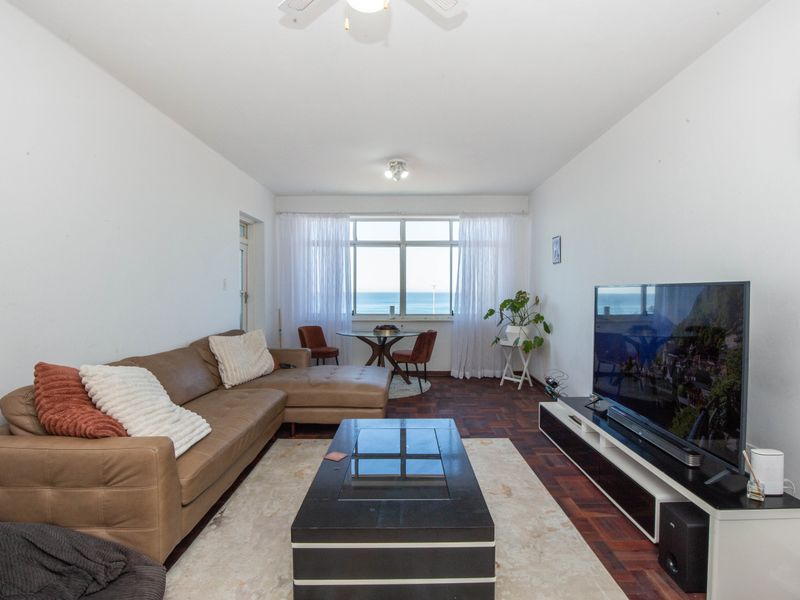 1.5 Bedroom Flat North Beach - Photo 7