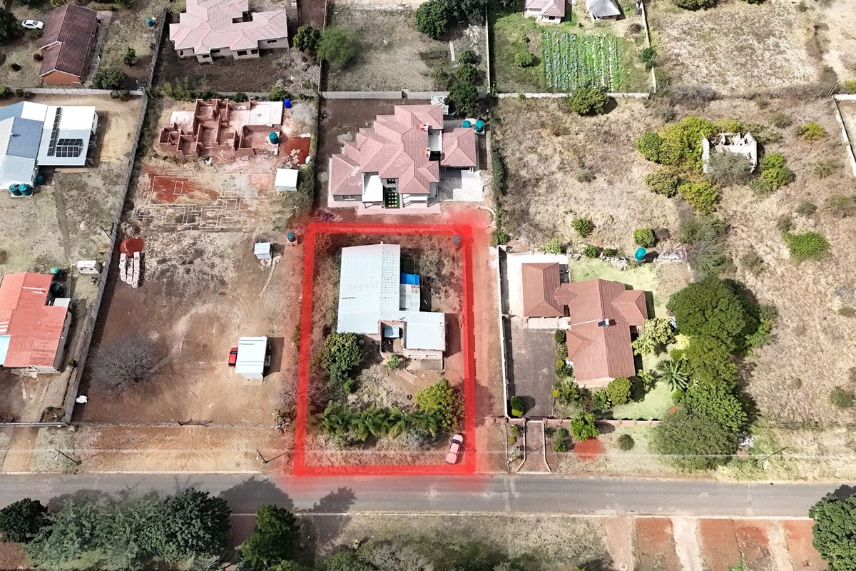 🏡 House for sale Louis Trichardt, Affordable Home with Endless Possibilities! - Photo 2
