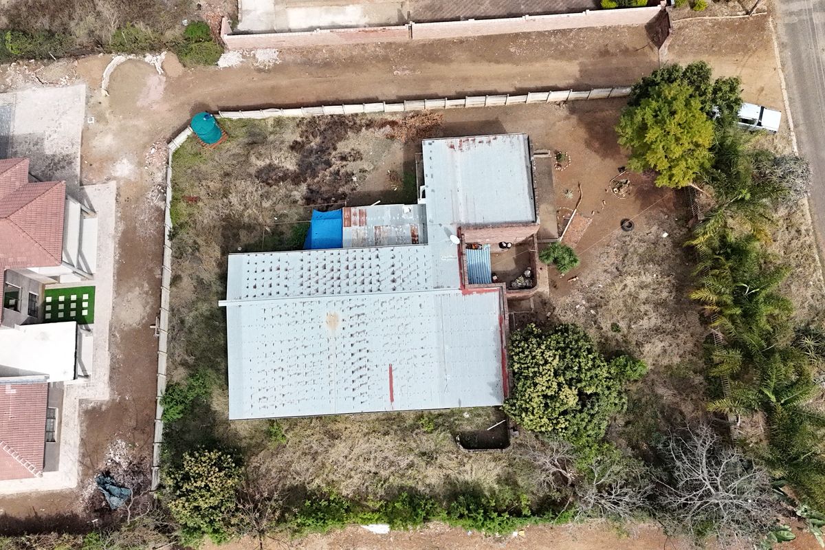 🏡 House for sale Louis Trichardt, Affordable Home with Endless Possibilities! - Photo 4