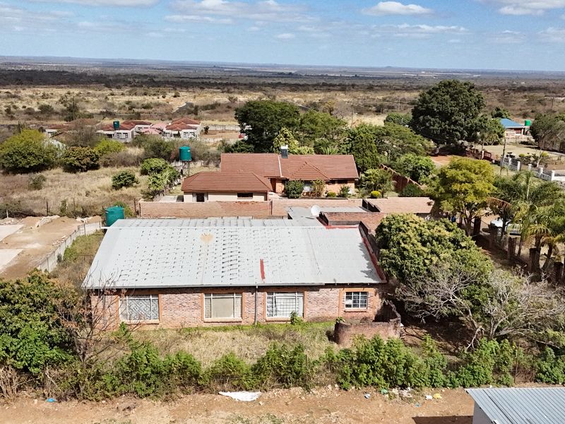 🏡 House for sale Louis Trichardt, Affordable Home with Endless Possibilities! - Photo 8