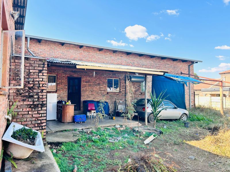 🏡 House for sale Louis Trichardt, Affordable Home with Endless Possibilities! - Photo 5