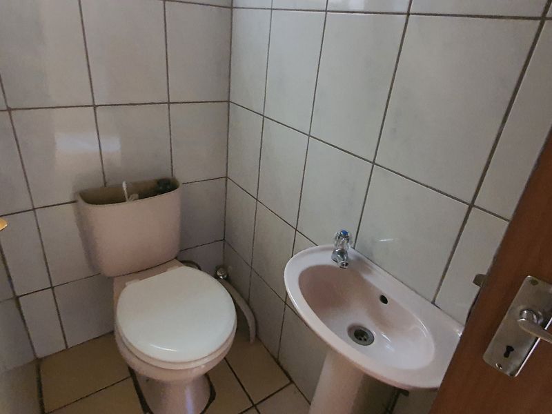 Dual-Living Investment Opportunity! FOR SALE - Photo 9