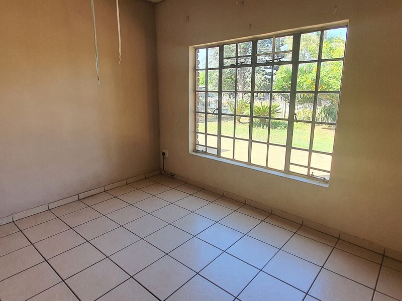 Dual-Living Investment Opportunity! FOR SALE - Photo 8