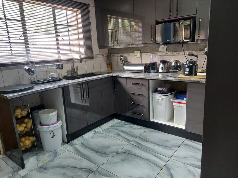 SECURE COMPLEX LIVING AT EAST END - Photo 8