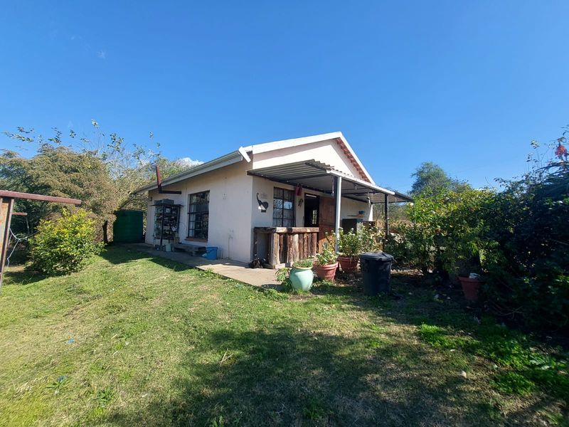 Prime Sub-dividable Land with Cottage – 10,019sqm - Photo 4