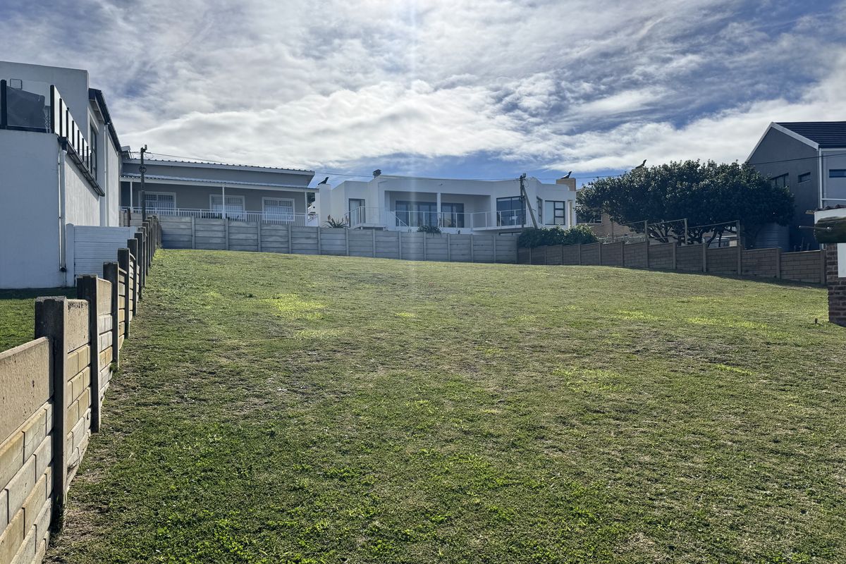 Build Your Dream Home by the Sea – Prime Erf in Jongensfontein! - Photo 3