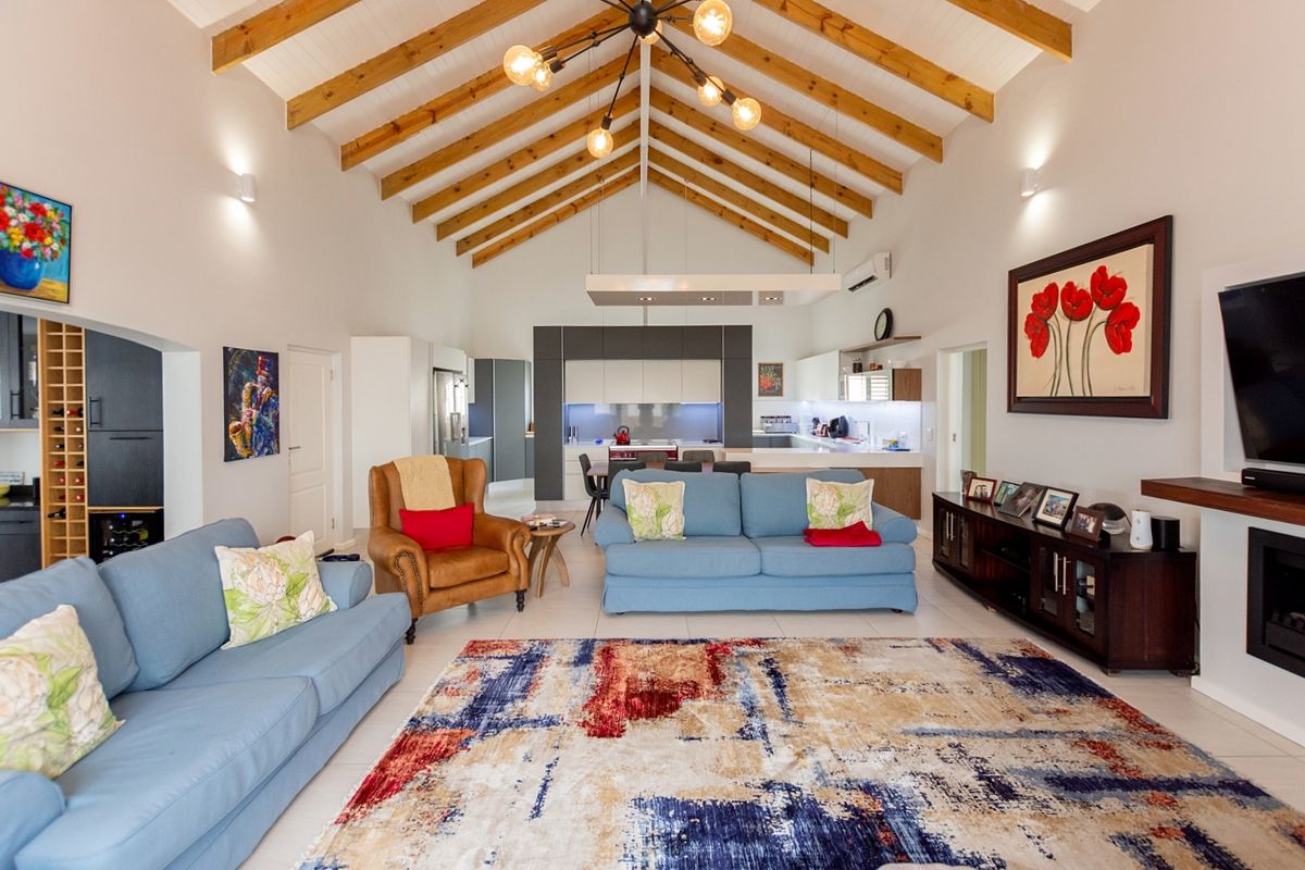 Modern Home in Admiral Island, Port Owen – A Rare Find - Photo 3