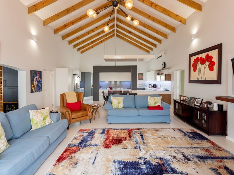 Modern Home in Admiral Island, Port Owen – A Rare Find - Photo 3