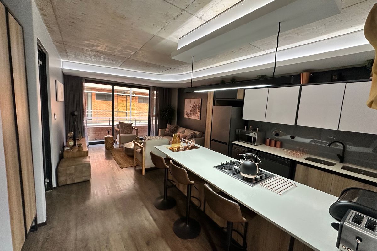 Luxury Designed with Distinction!! - Photo 4