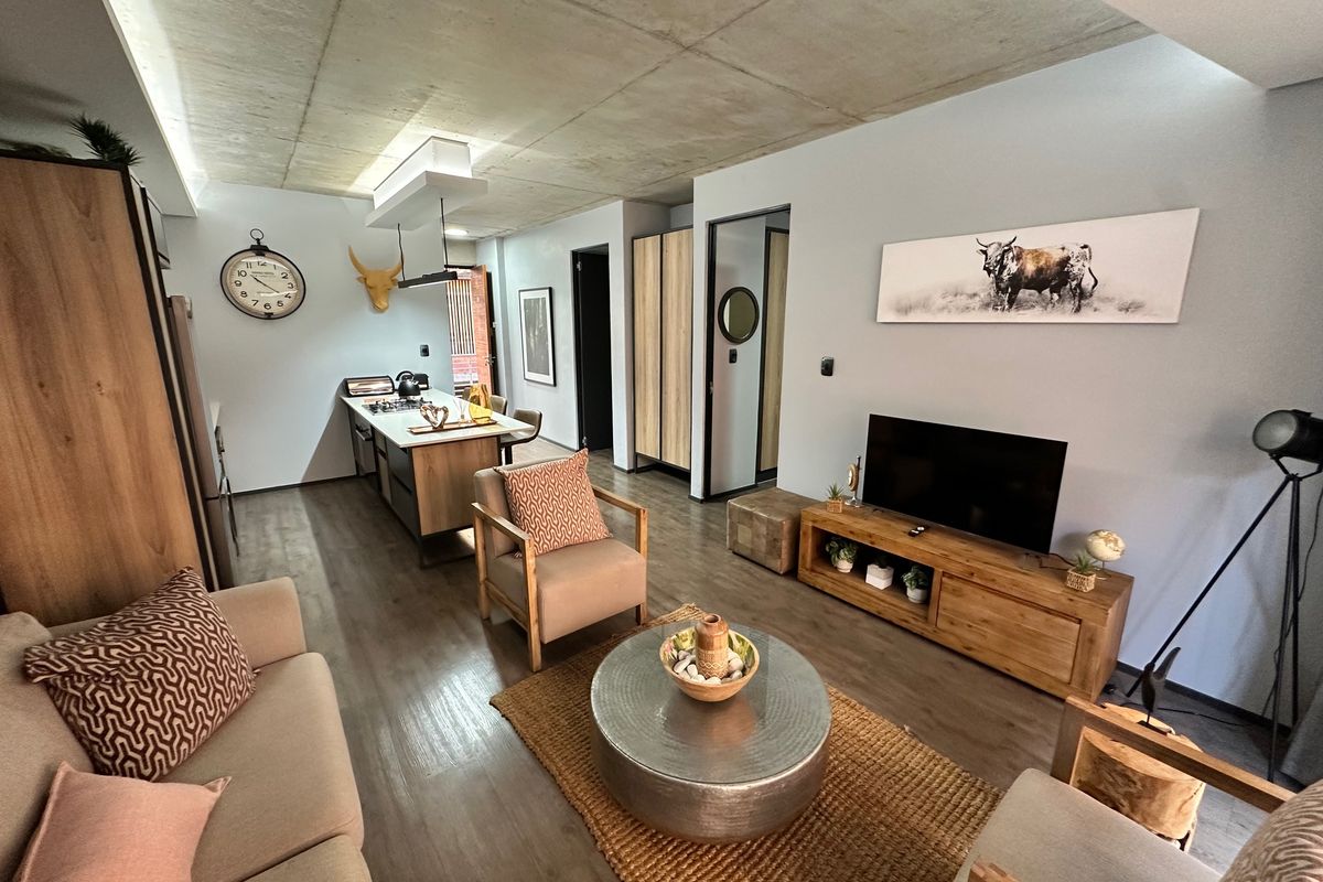 Luxury Designed with Distinction!! - Photo 5