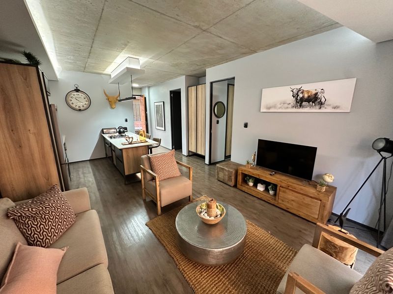 Luxury Designed with Distinction!! - Photo 5