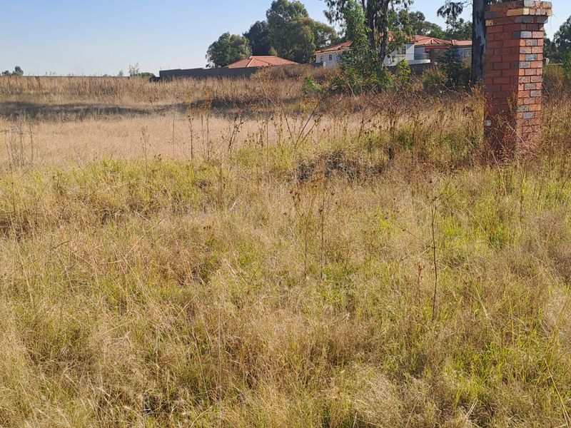 Prestigious living in the upscale location - Photo 6