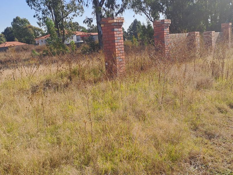 Prestigious living in the upscale location - Photo 8