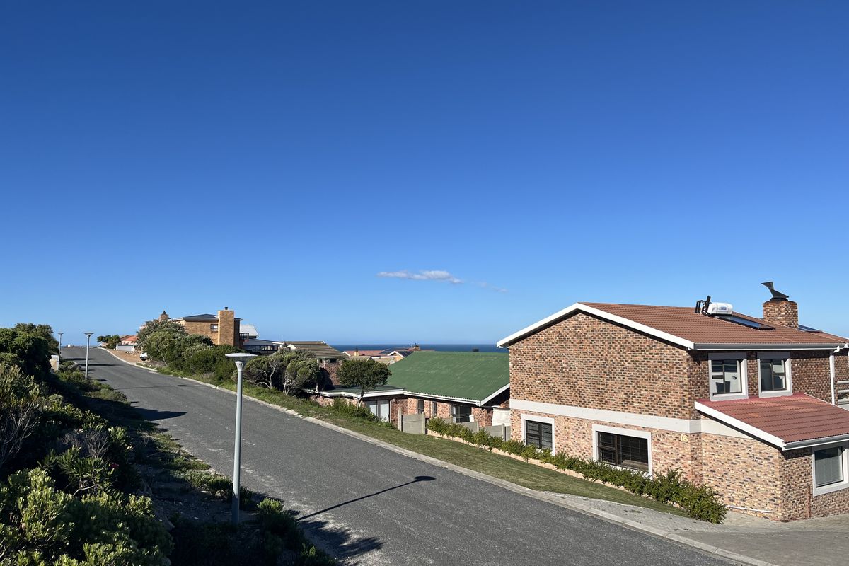 Level Plot in Upmarket Area - Photo 5