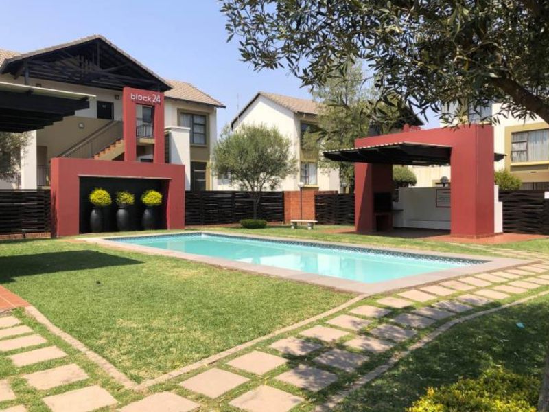 FOR SALE | Modern Ground Floor Gem in Noordwyk, Midrand - Photo 2