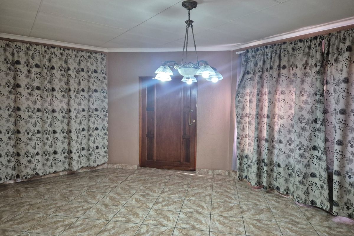 WHERE COMFORT MEETS CONVENIENCE—WELCOME HOME! - Photo 4