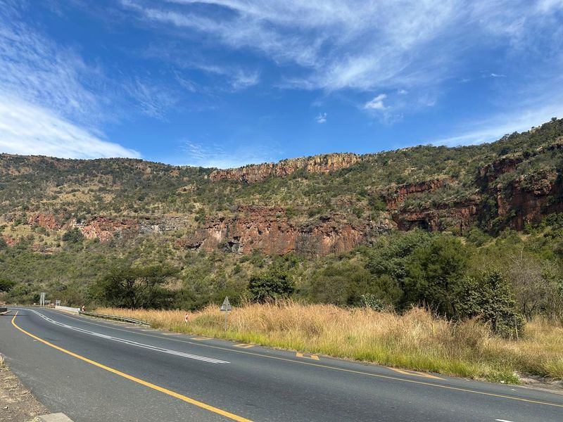 28 Ha valuable mountain land next to N4 Waterval Onder - Photo 5