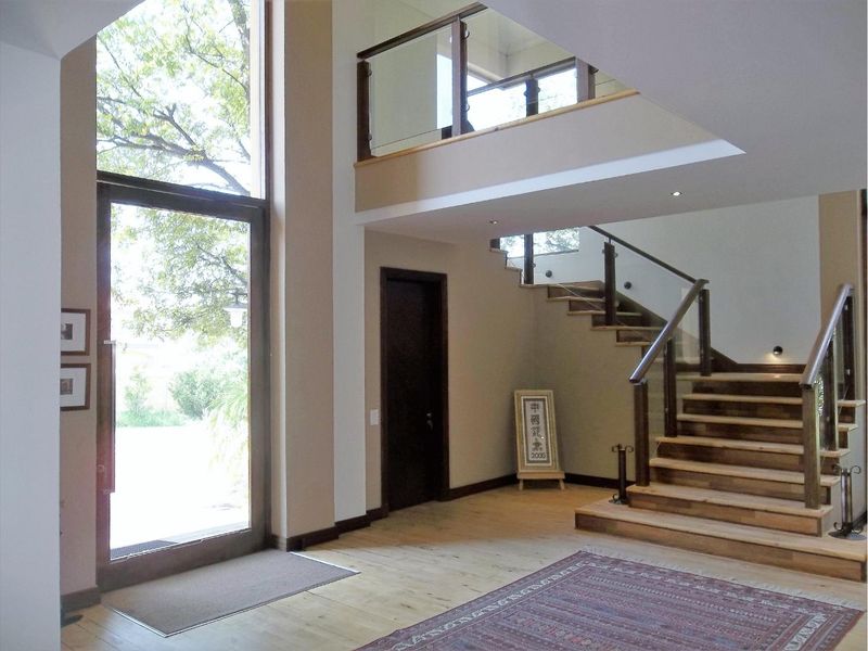 You asked for it - we found it! - the perfect family home in the lap of the luxurious Saddlebrook - Photo 4