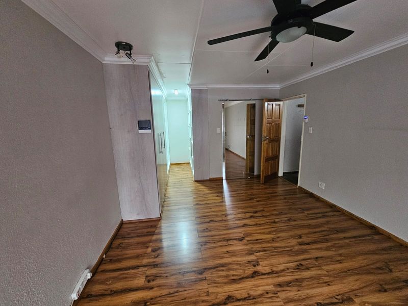 Stylish & Spacious Home in the Green Area, - Photo 8