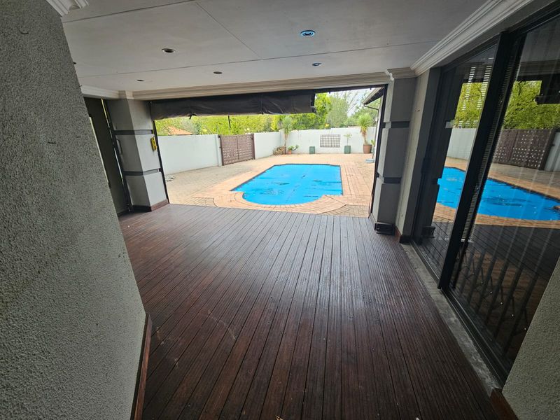 Stylish & Spacious Home in the Green Area, - Photo 3