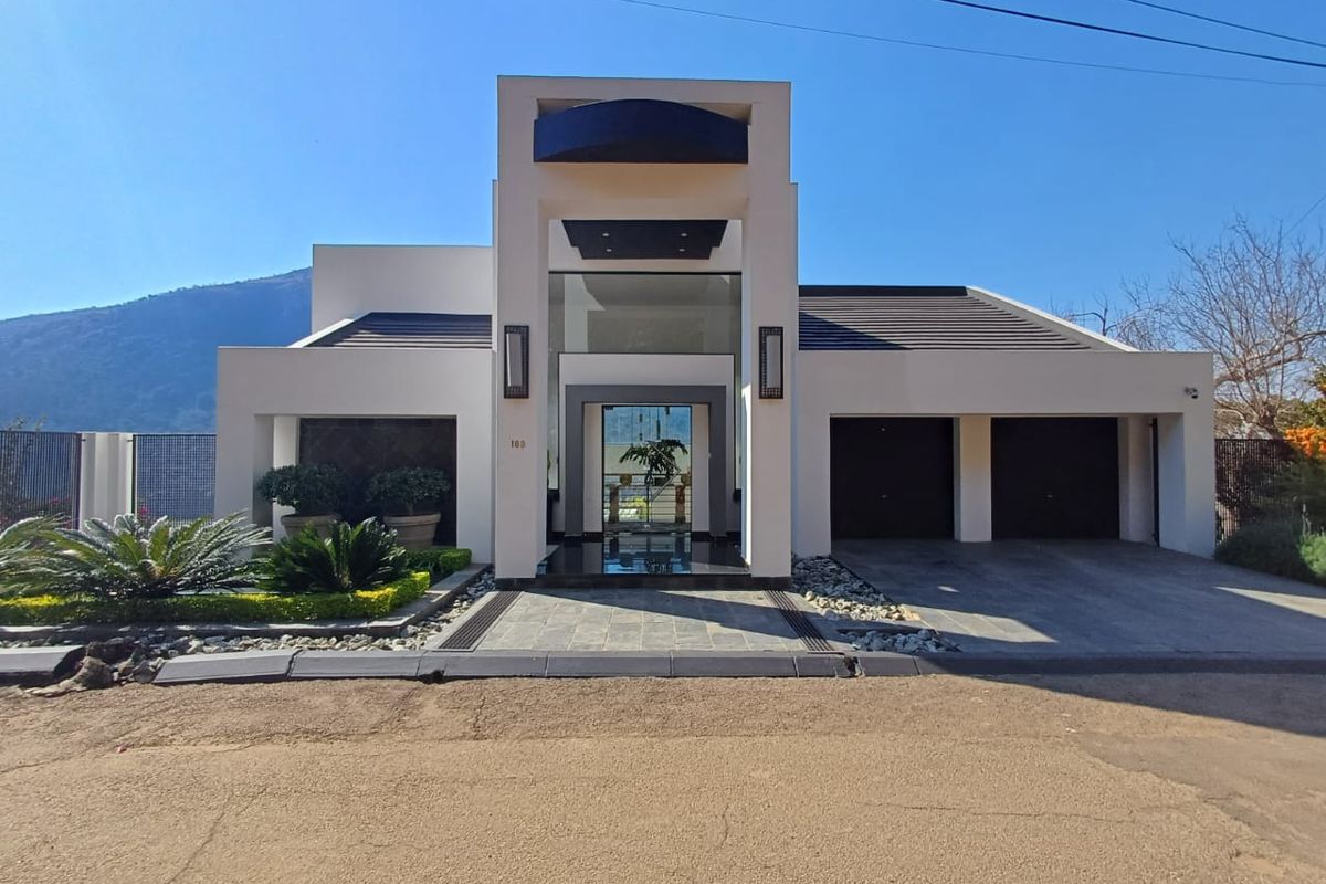 Iconic Waterfront Charming Residence - Photo 3