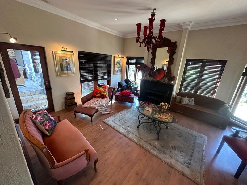 4 Bedroom Luxury Home in Matumi Golf Estate - Photo 6