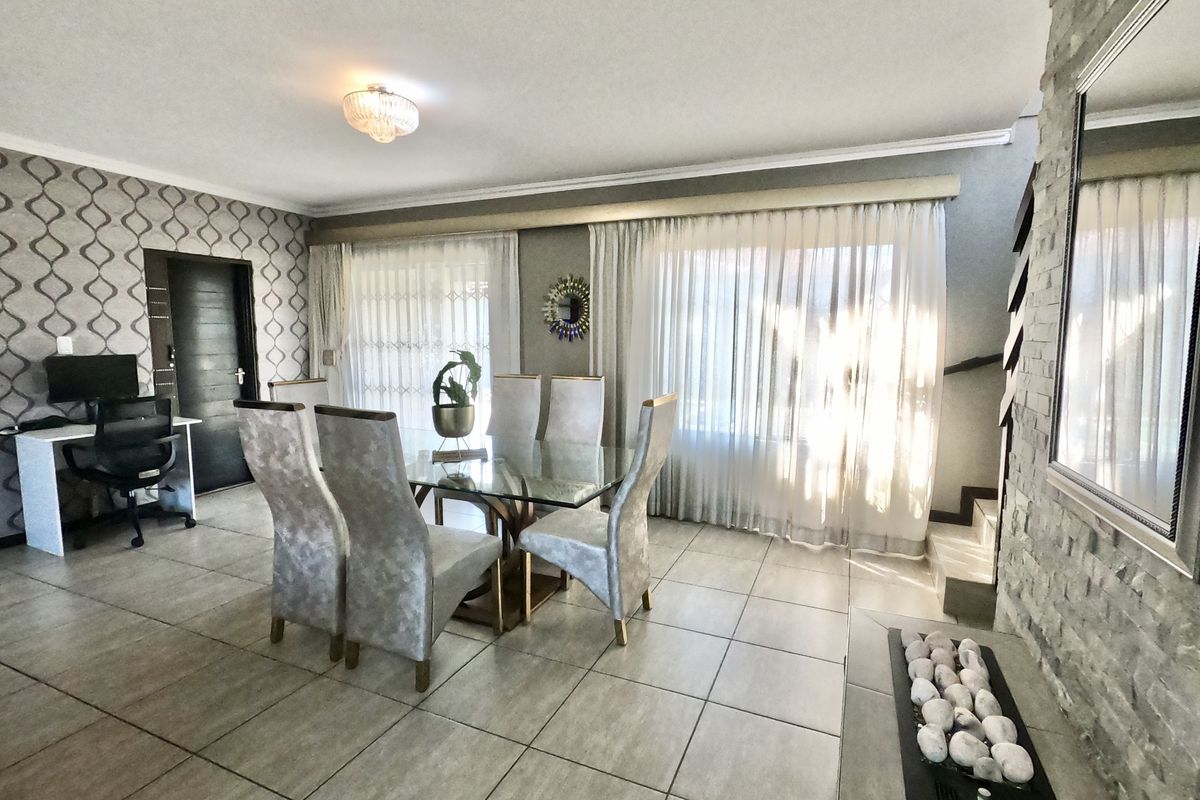 MODERN Oasis with Pool, Gated Driveway & Spacious Living. - Photo 5