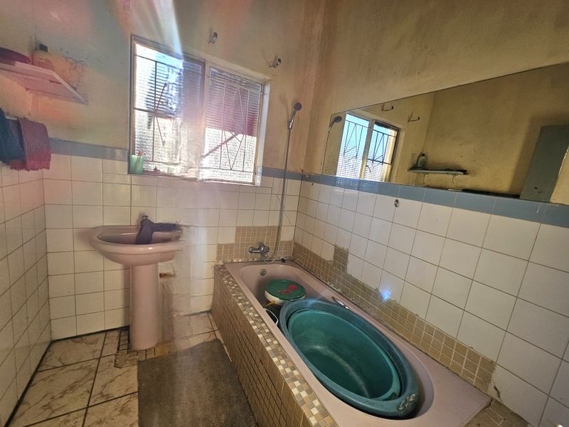 3 bedroom house for sale, in Louis Trichardt - Photo 7