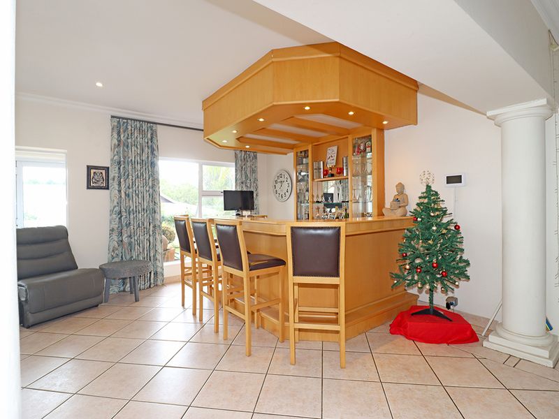 A home to set your heart on fire - this timeless classic masterpiece - for a family of entertainers, - Photo 6
