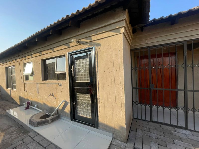 Newly build house for sale! - Photo 2