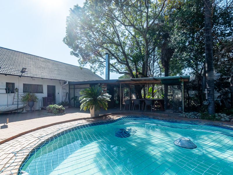 3 Bedroom house with 2 Bedroom Flatlet for sale - Photo 2