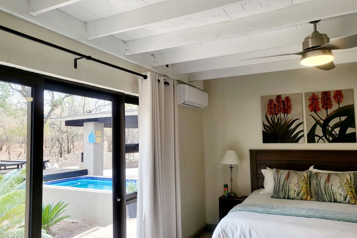 Modern home in quiet area - Photo 4