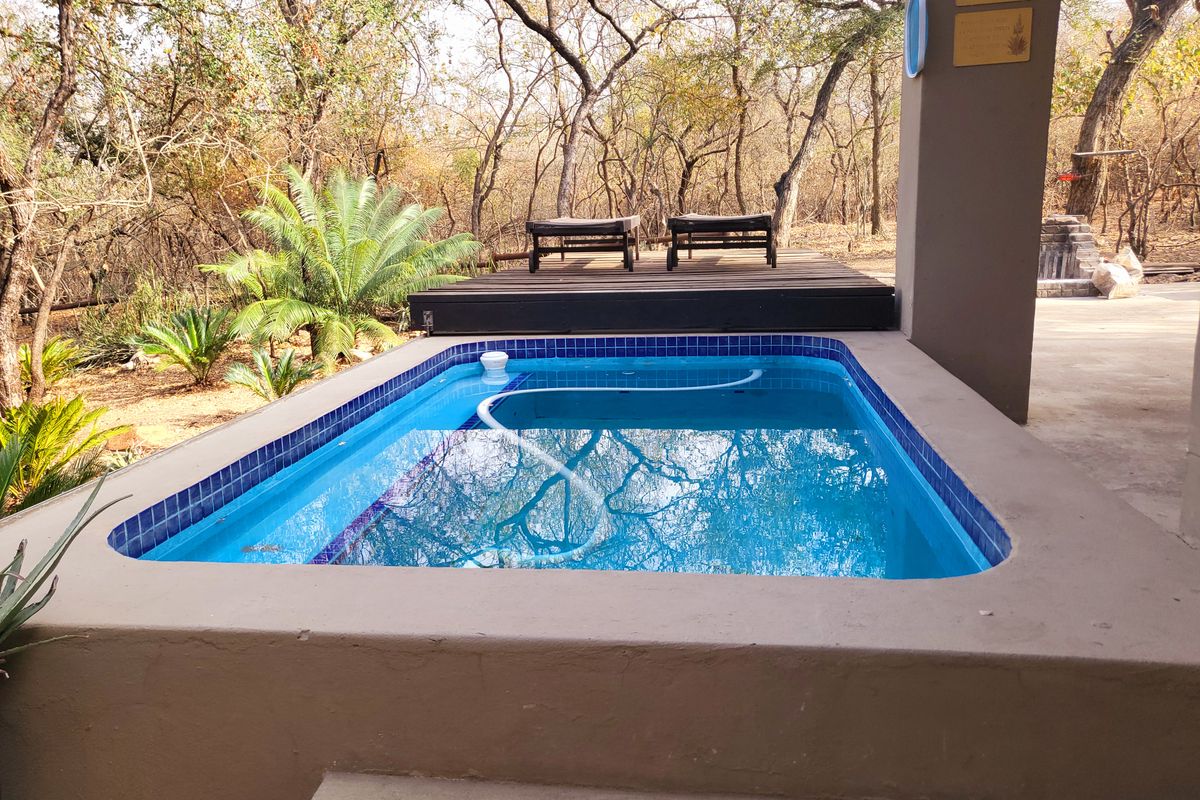 Modern home in quiet area - Photo 3