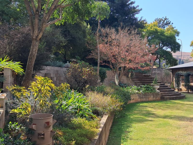 Exclusive area, Modern and spacious with Granny flat attached to main house - Photo 5