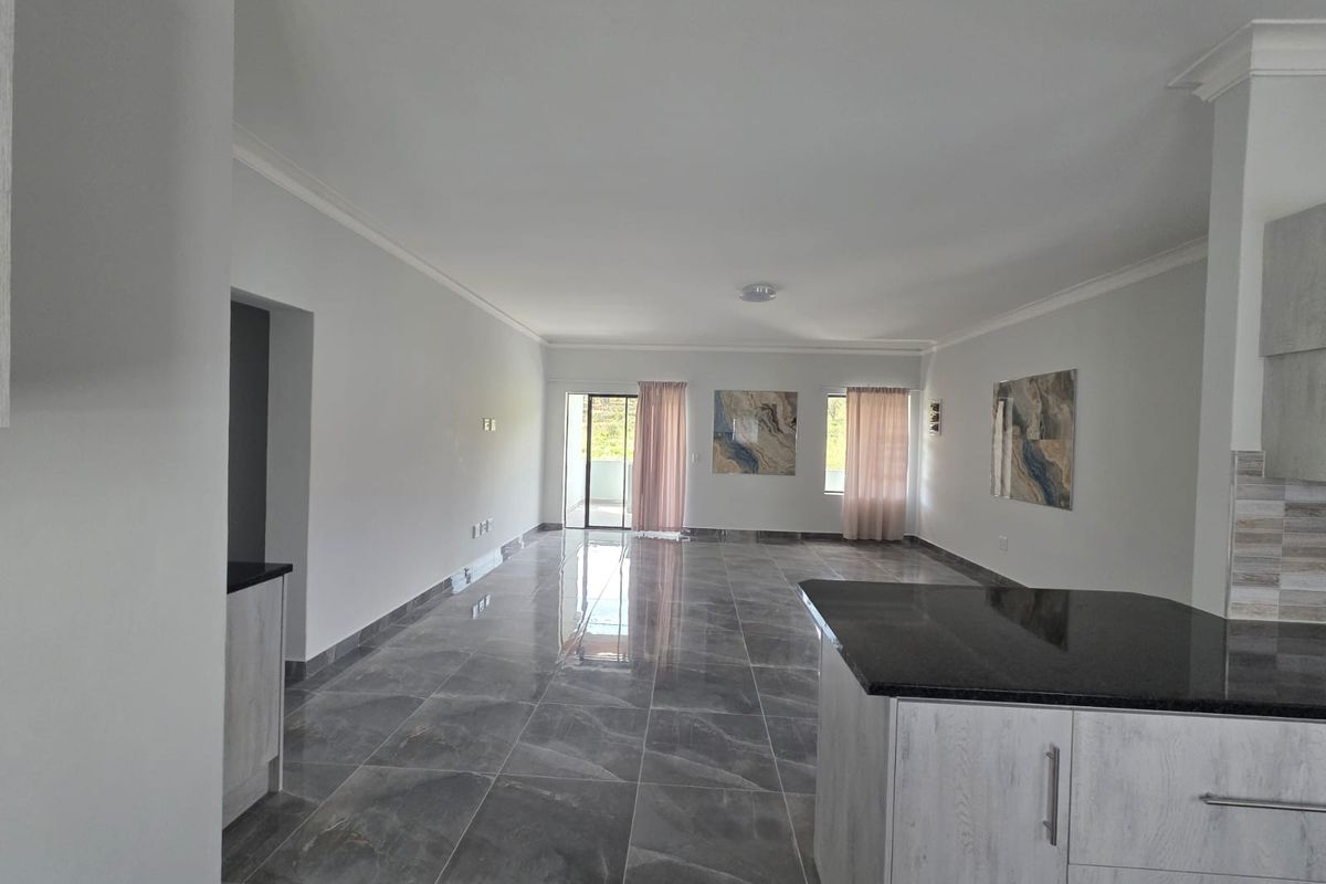 Modern Home With Private Flatlet In Quiet Malmesbury Cul-De-Sac - Photo 3