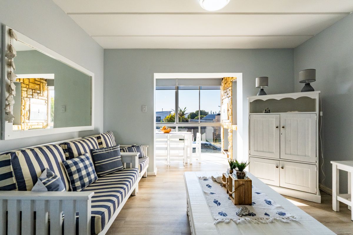 Prime Coastal Apartment in Hartenbos - Photo 4